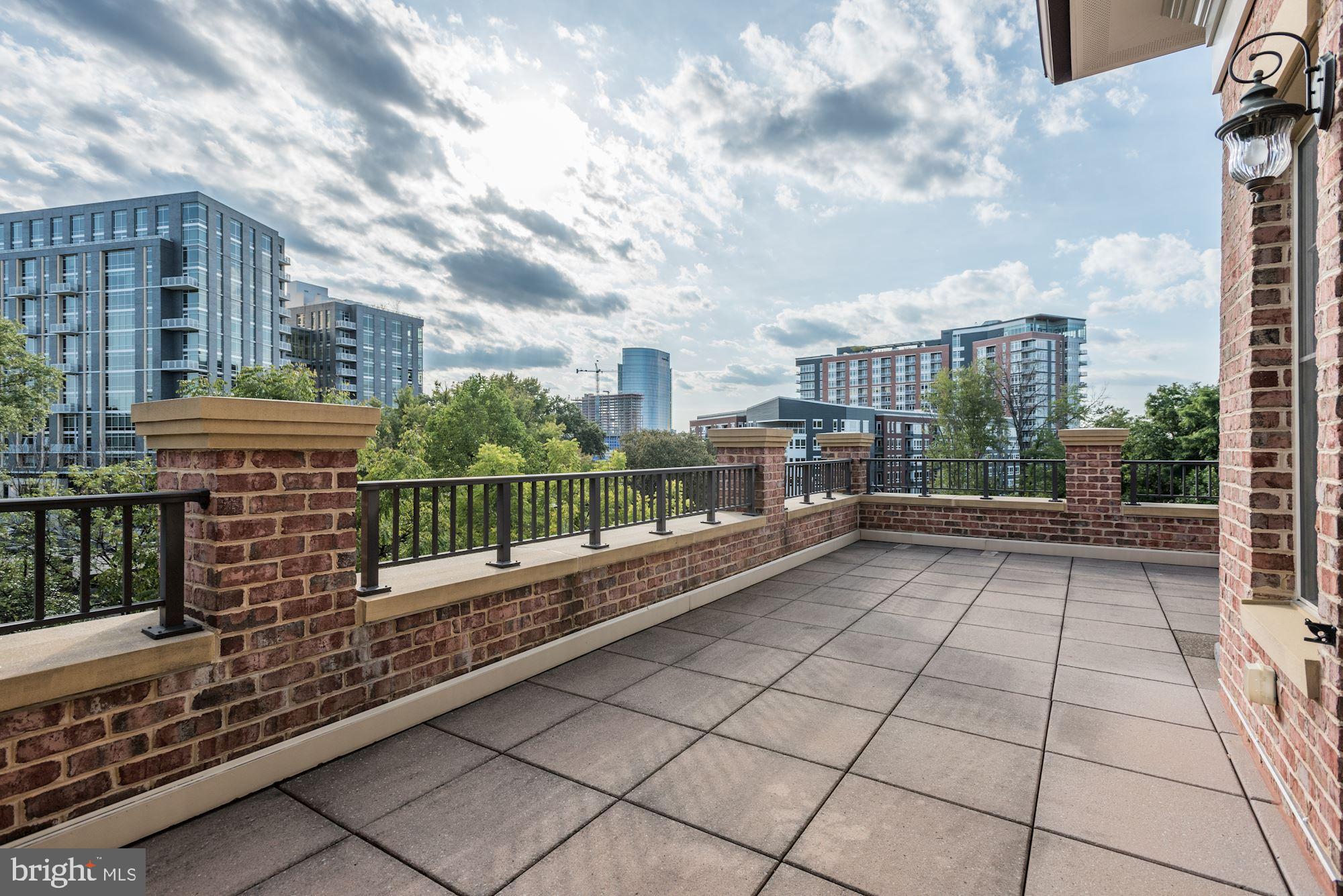 MORGAN AT MCLEAN - Residential
