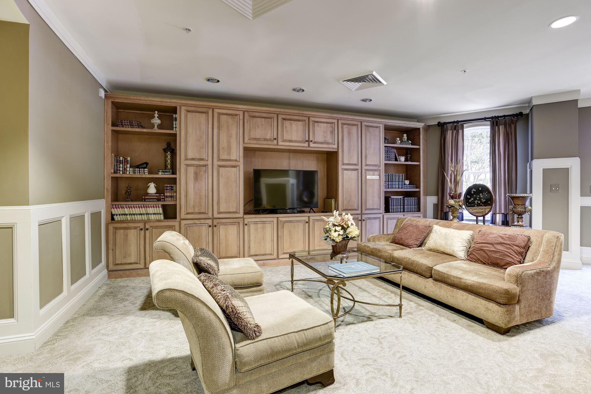 MORGAN AT MCLEAN - Residential