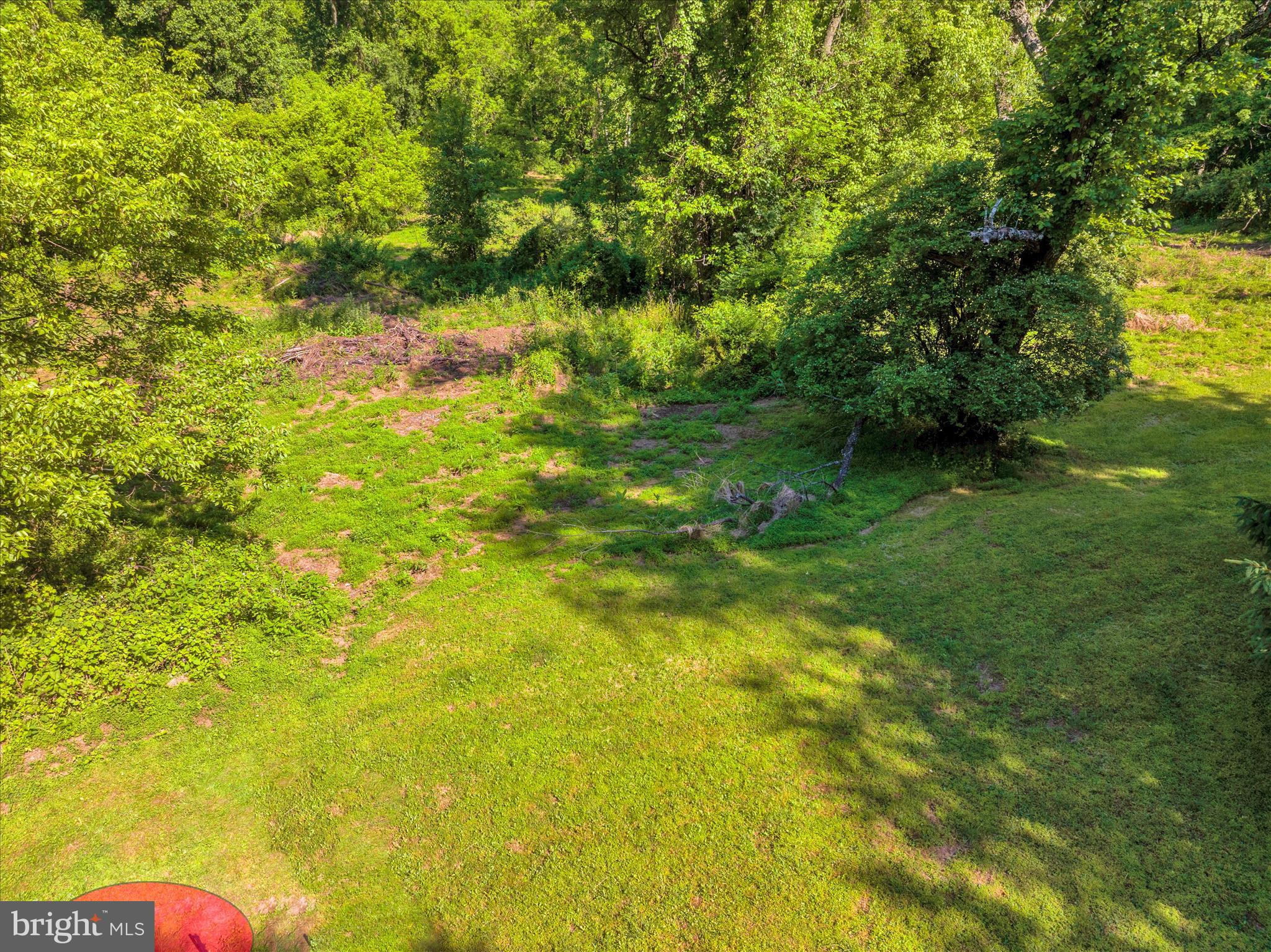 HIDDEN ACRES - Land