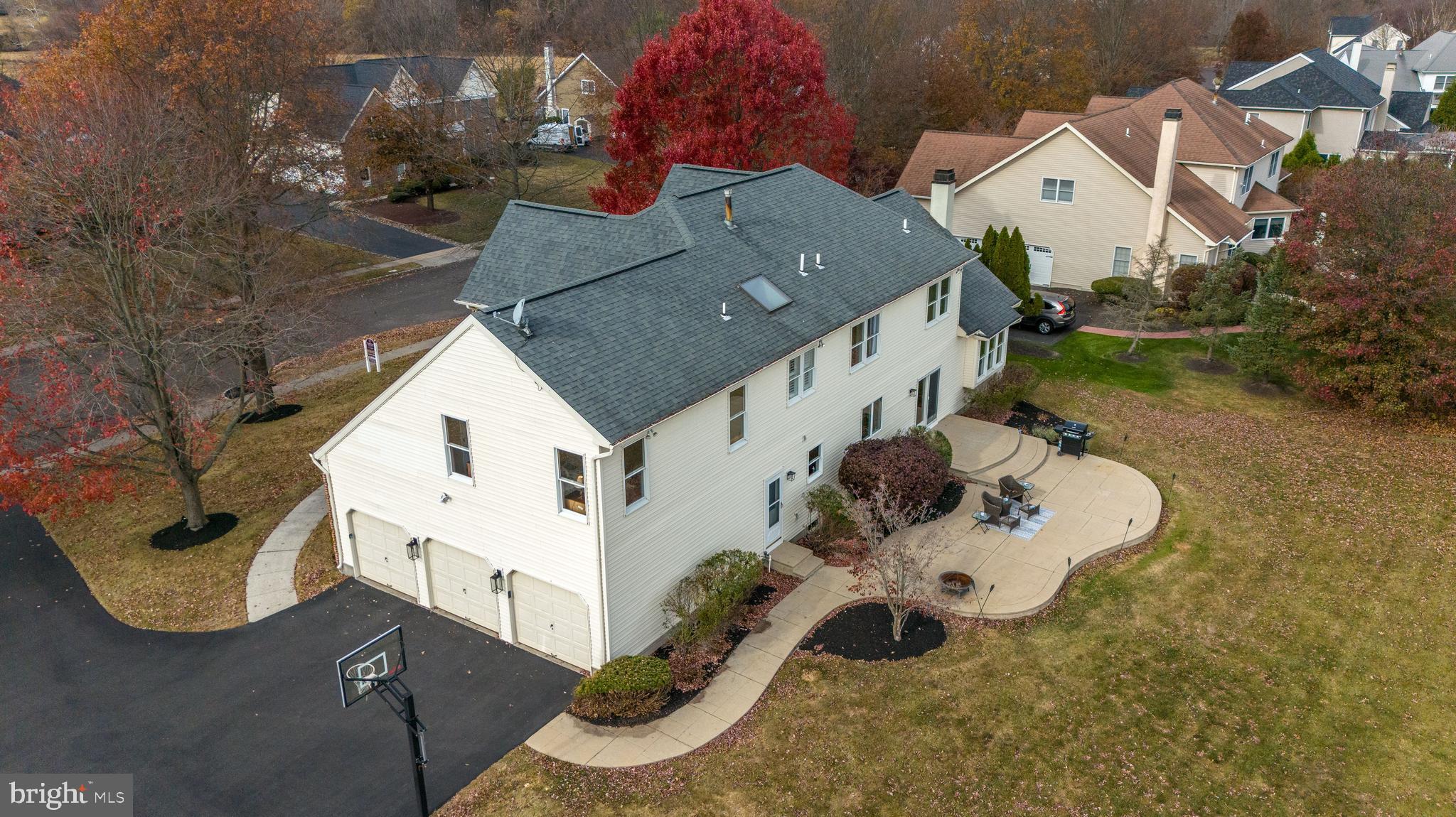 BRIDLE ESTATES - Residential