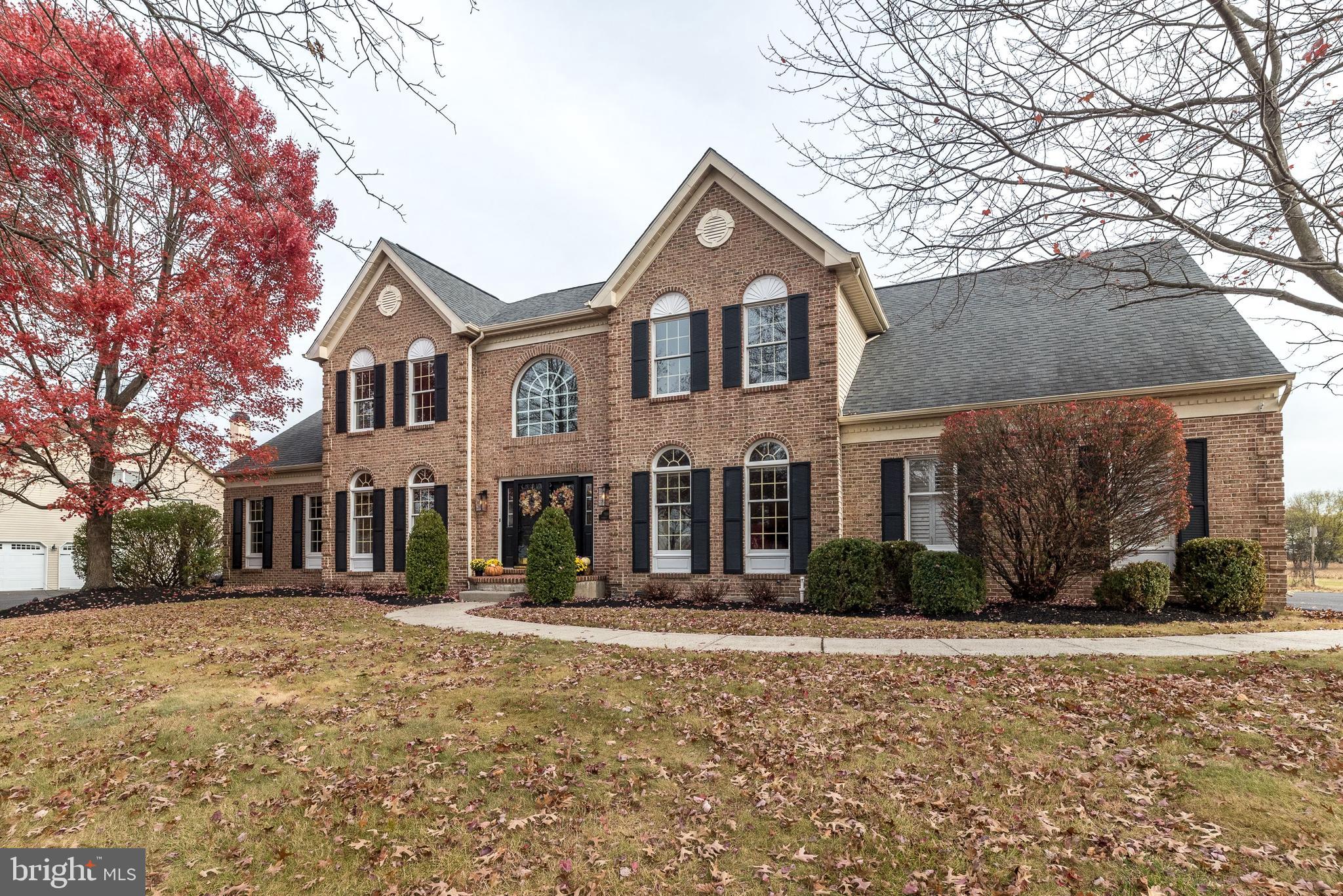 BRIDLE ESTATES - Residential