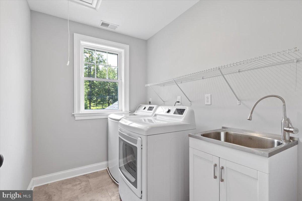 RADNOR HUNT - Residential