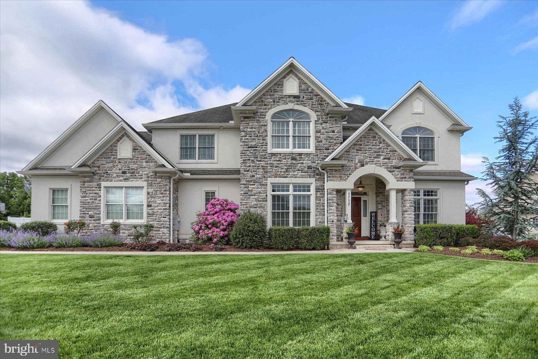 MEADOWVIEW ESTATES - Residential