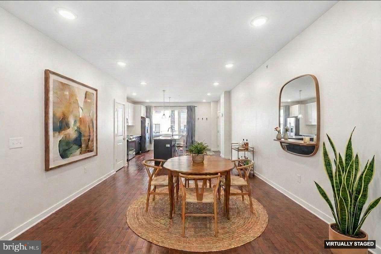 LUDLOW - Residential