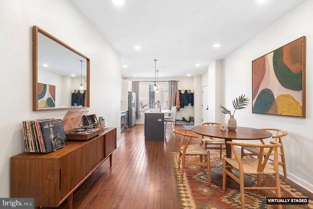 LUDLOW - Residential
