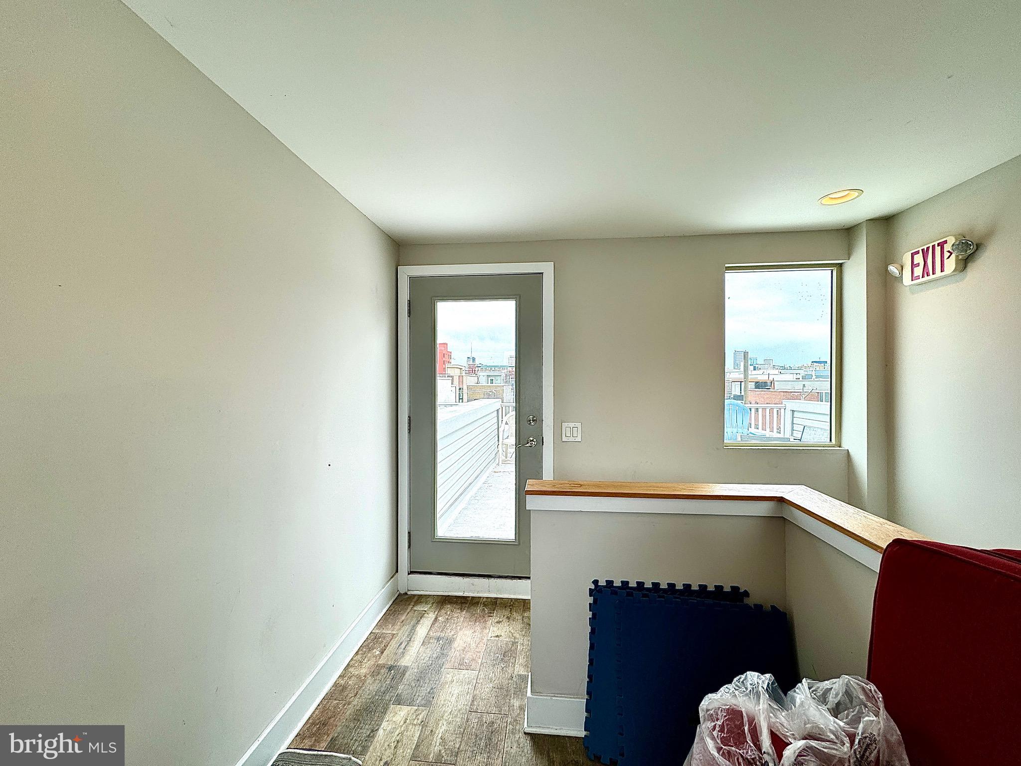 FAIRMOUNT - Residential Income