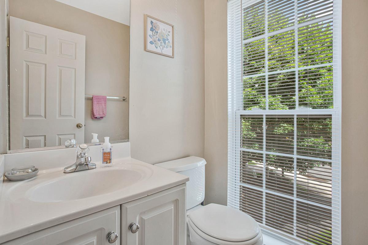 WINDGATE CONDO - Residential