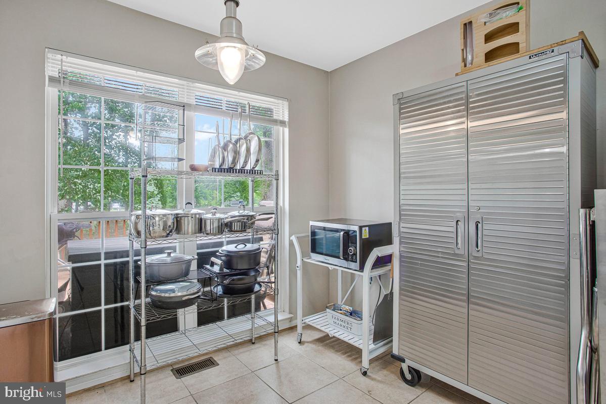 WINDGATE CONDO - Residential