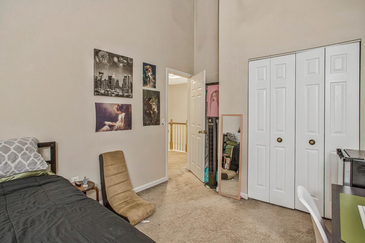 WINDGATE CONDO - Residential