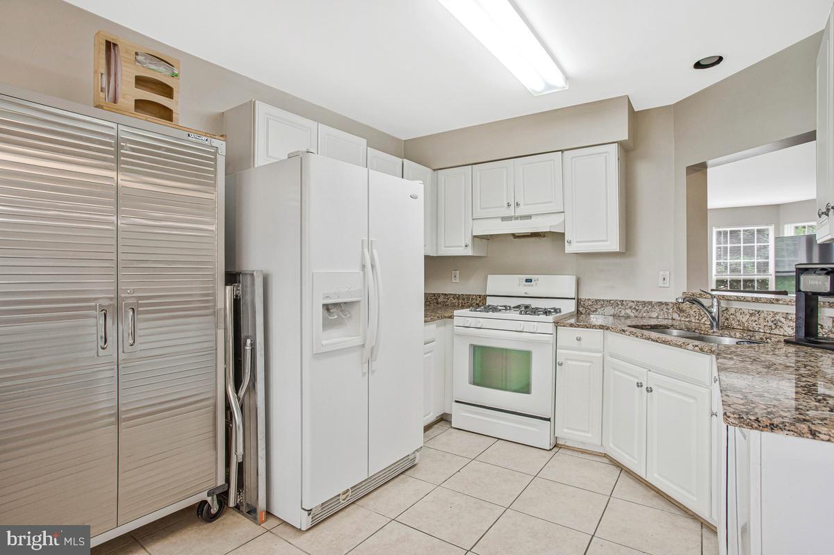 WINDGATE CONDO - Residential