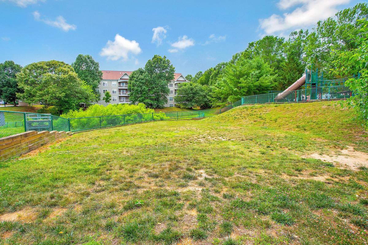 WINDGATE CONDO - Residential