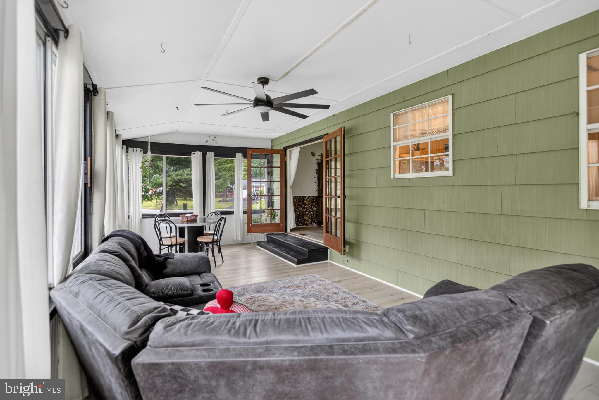 NORRITON WOODS - Residential