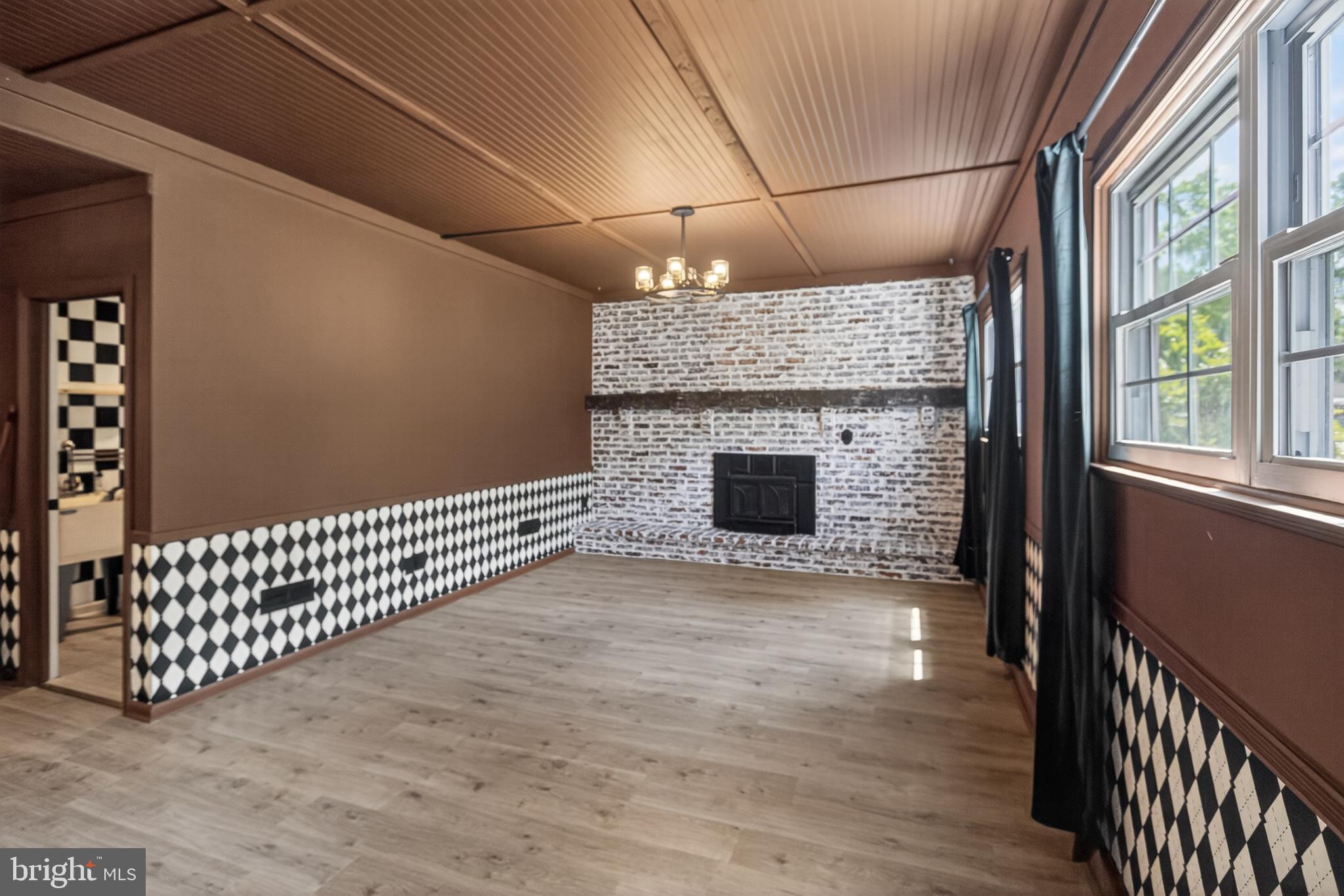 NORRITON WOODS - Residential