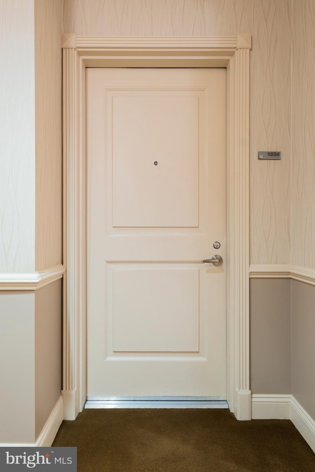 NAVAL SQUARE - Residential Lease