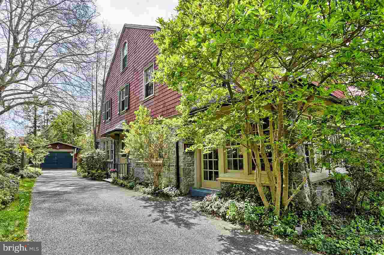 THE AVENUES - Residential