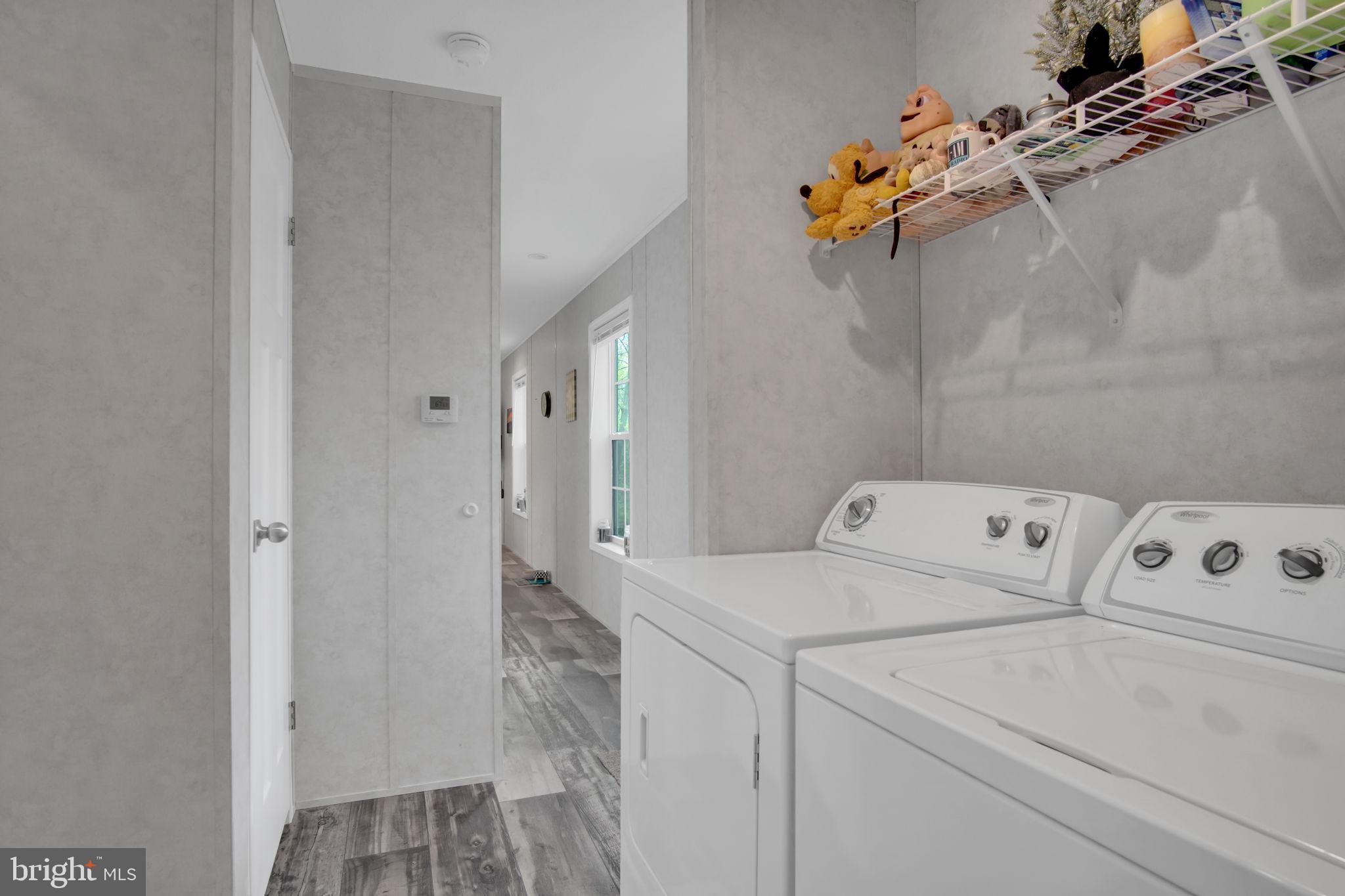 MOUNTAIN VIEW MHC - Residential