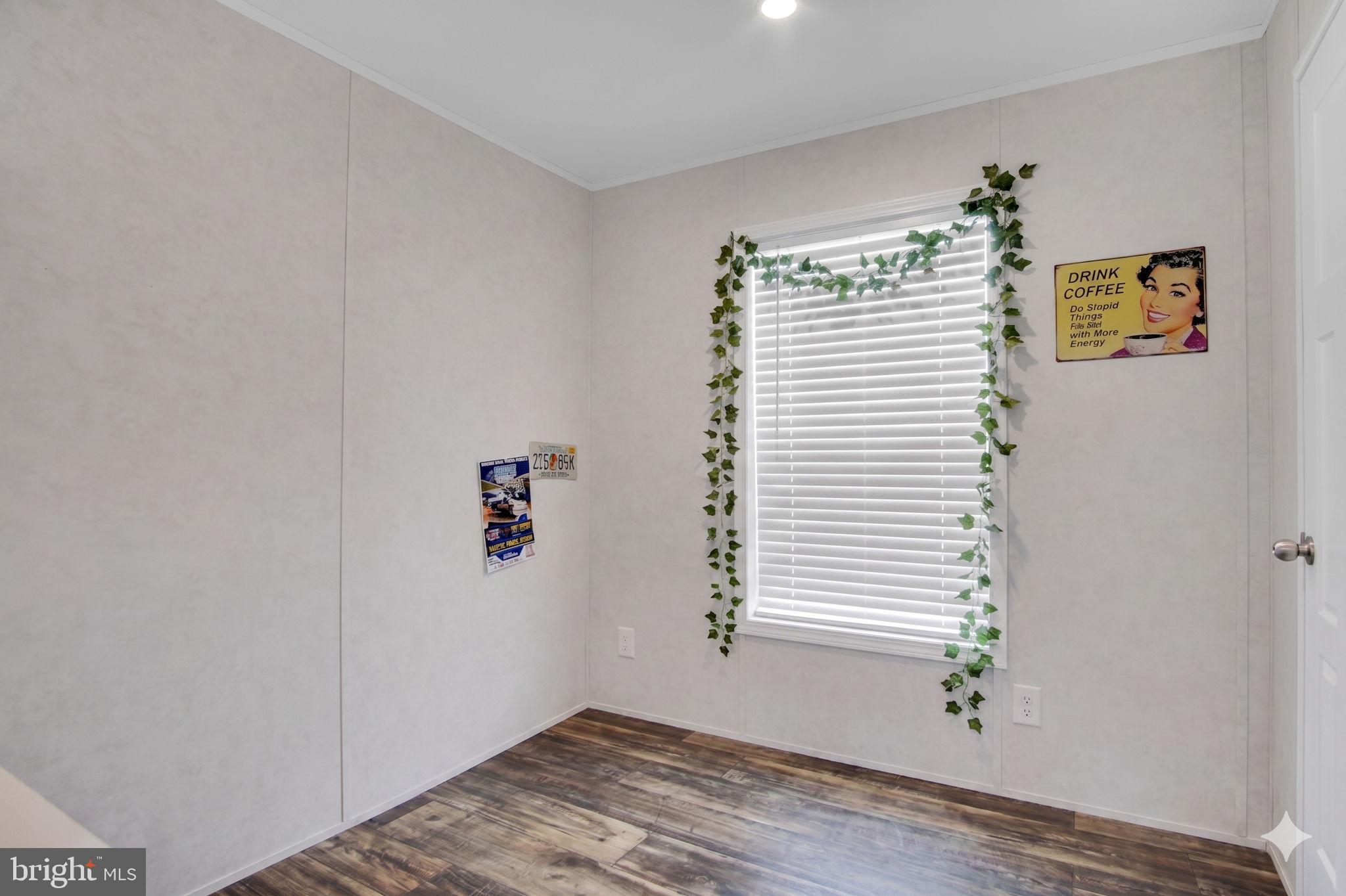 MOUNTAIN VIEW MHC - Residential