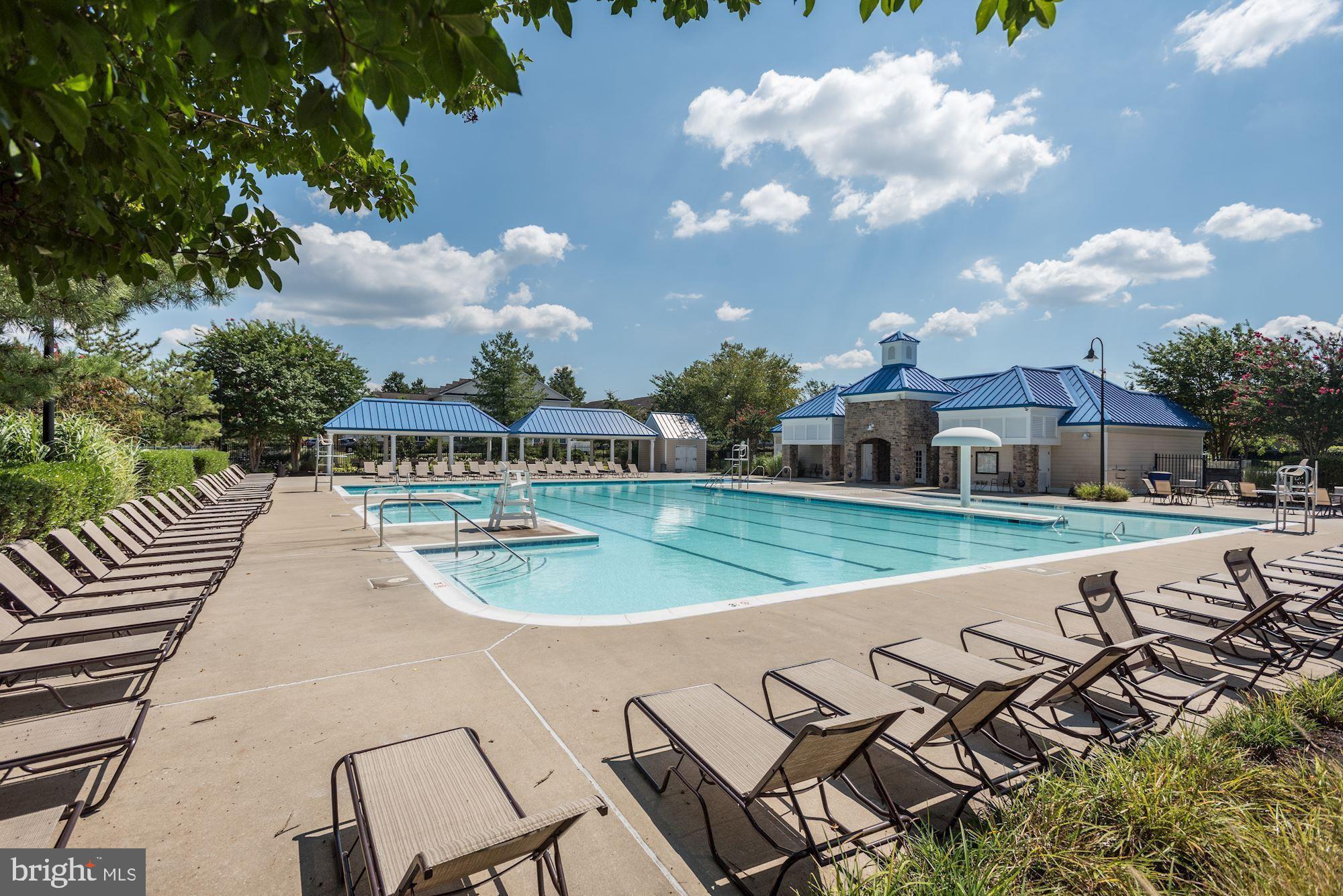 PINEY ORCHARD - Residential
