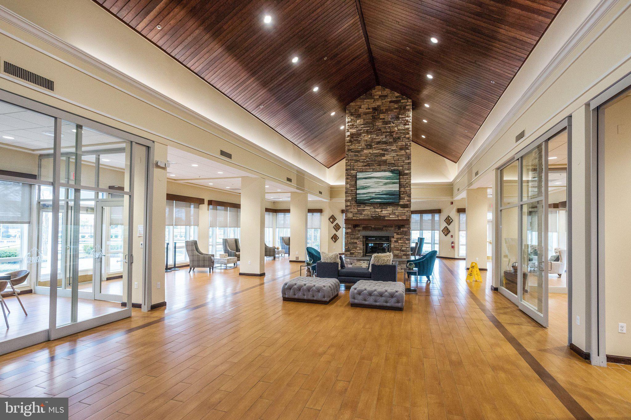 PINEY ORCHARD - Residential