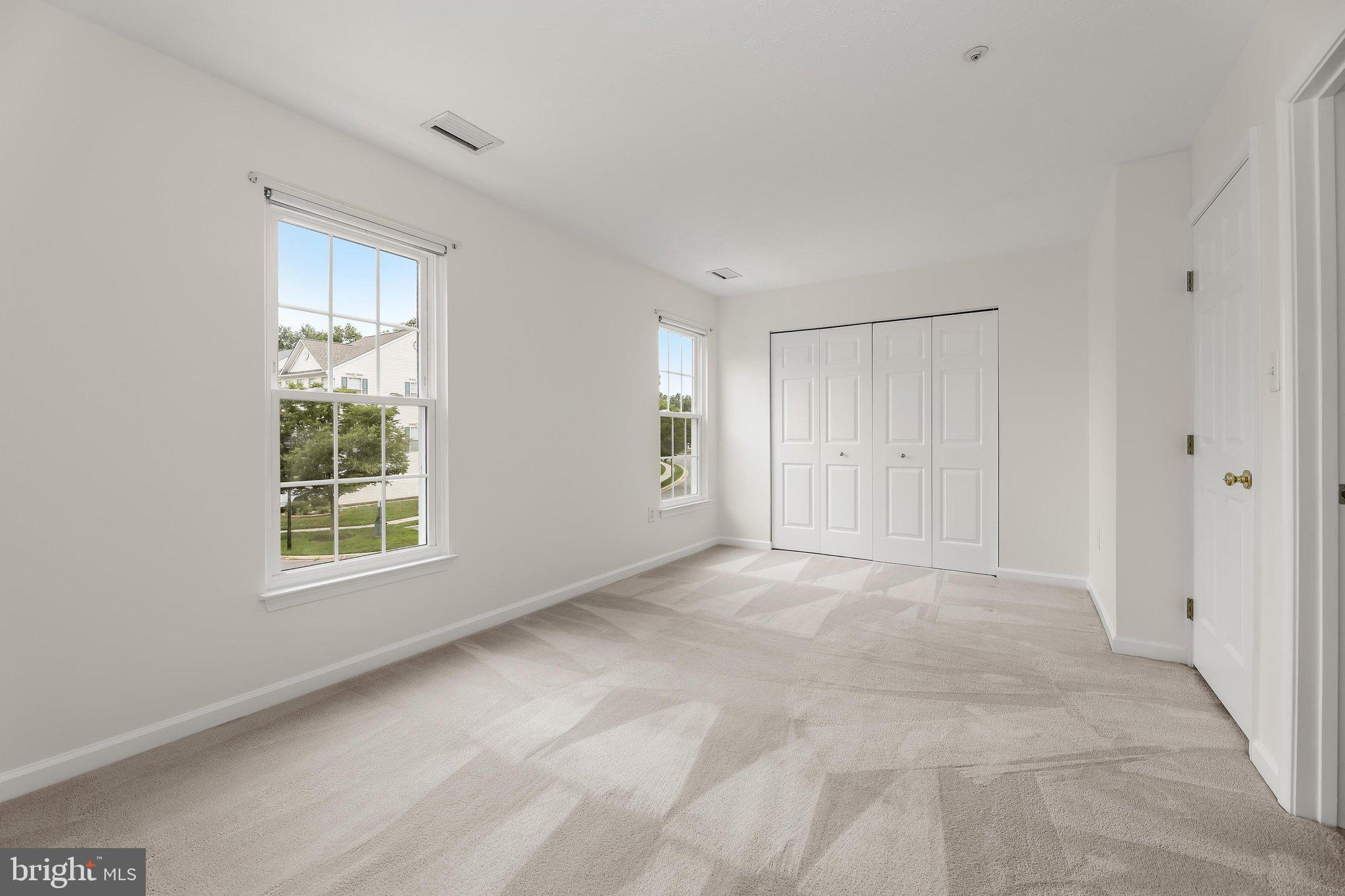 PINEY ORCHARD - Residential