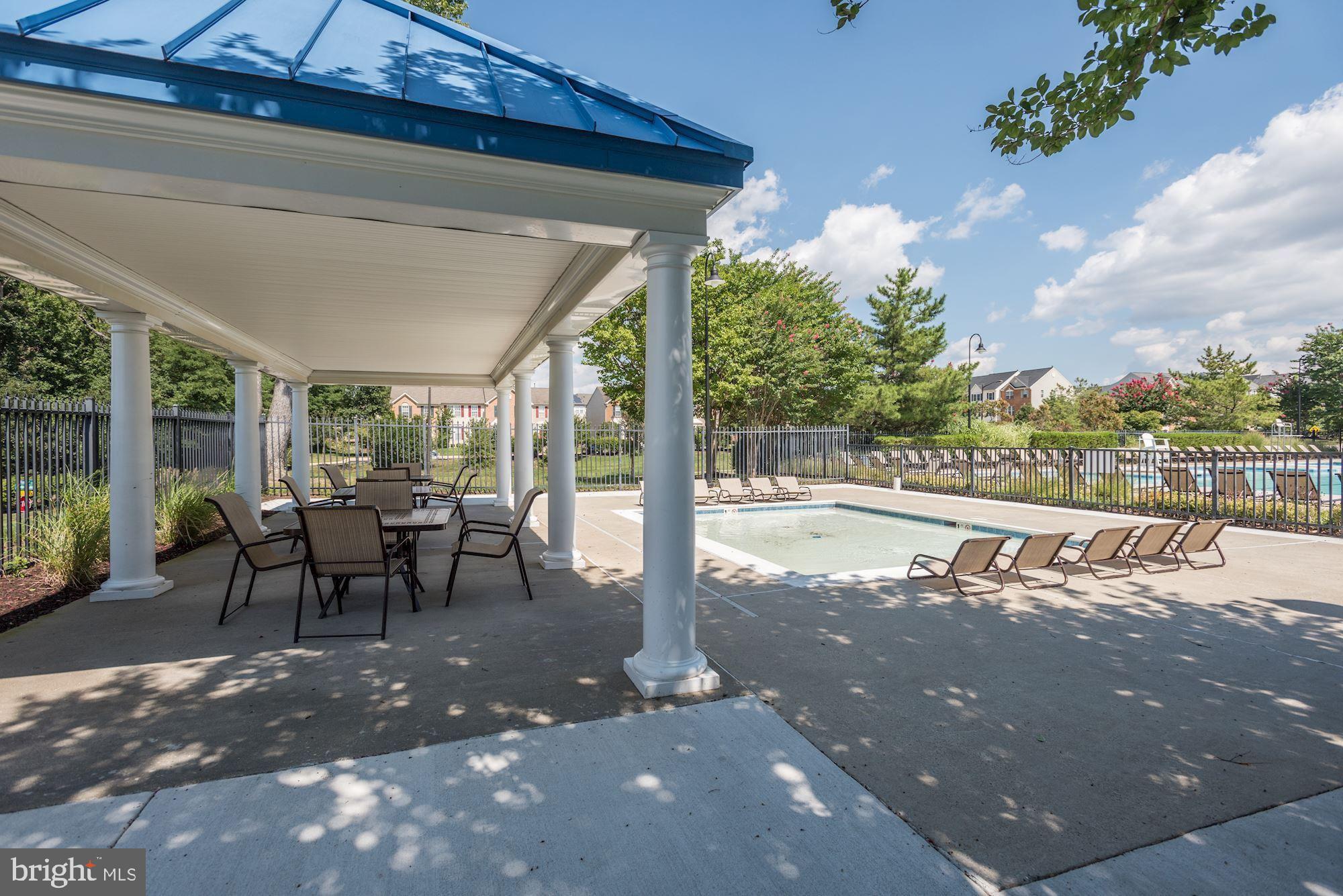 PINEY ORCHARD - Residential