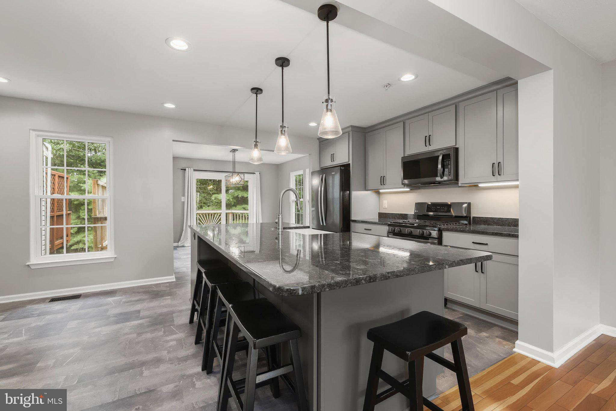 PINEY ORCHARD - Residential