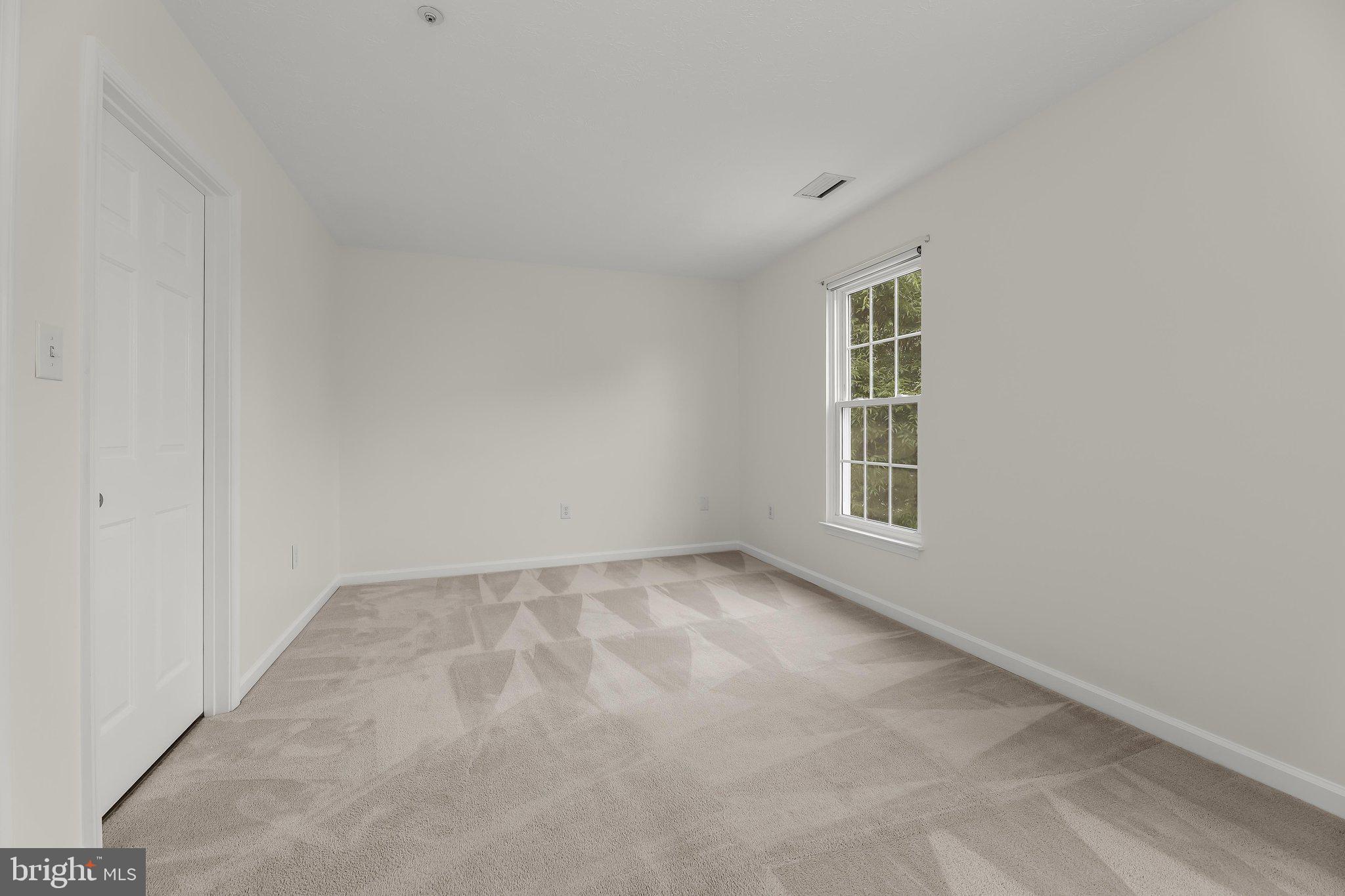 PINEY ORCHARD - Residential