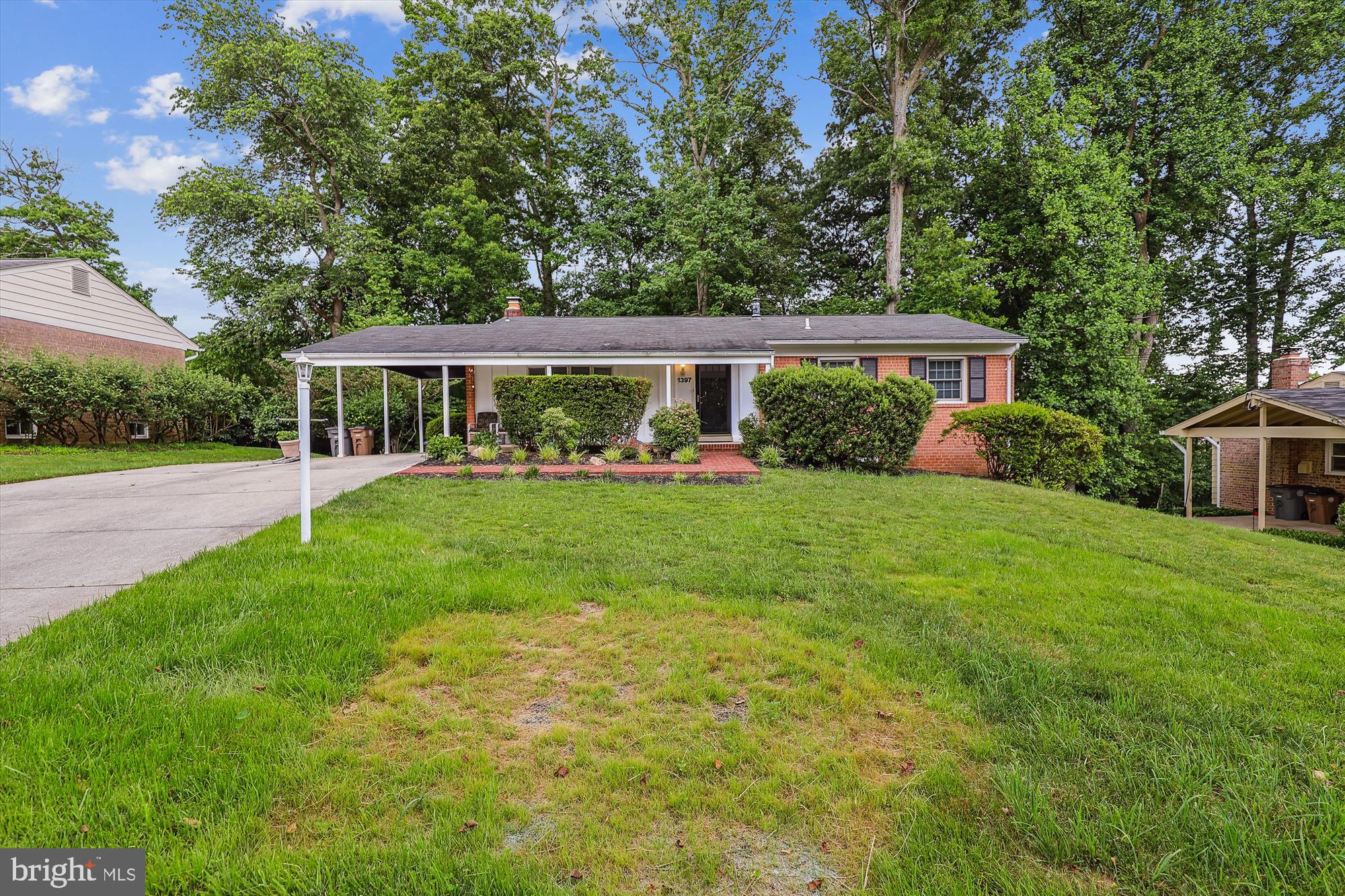 POTOMAC WOODS - Residential Lease