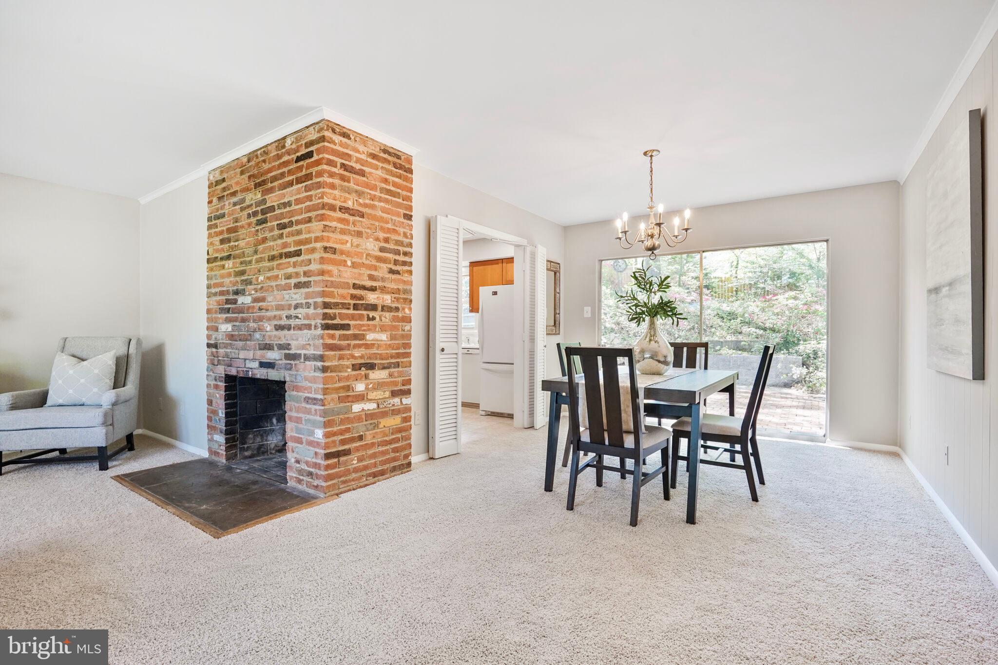 WEST SPRINGFIELD - Residential