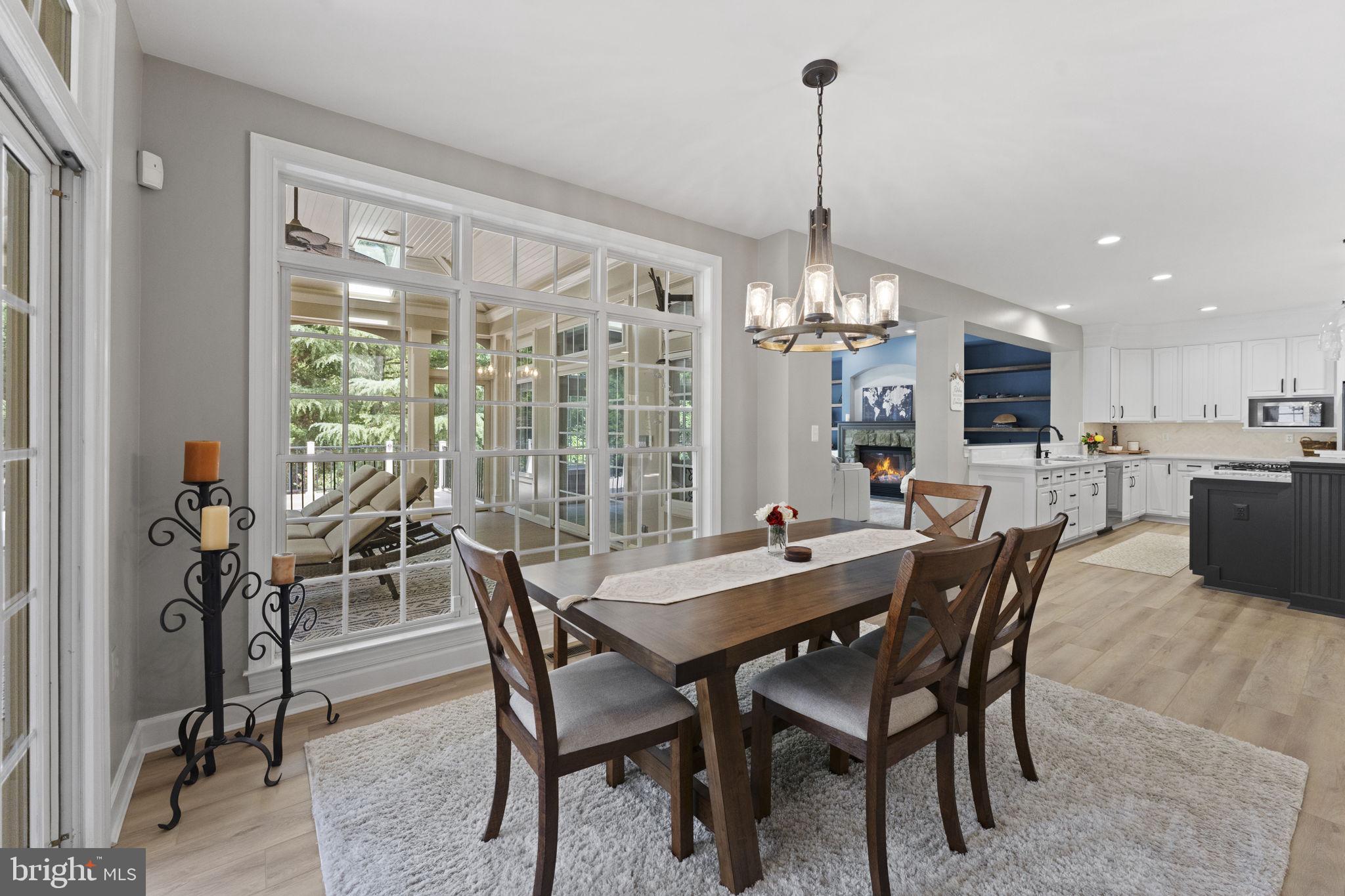 RIVER CREEK - Residential