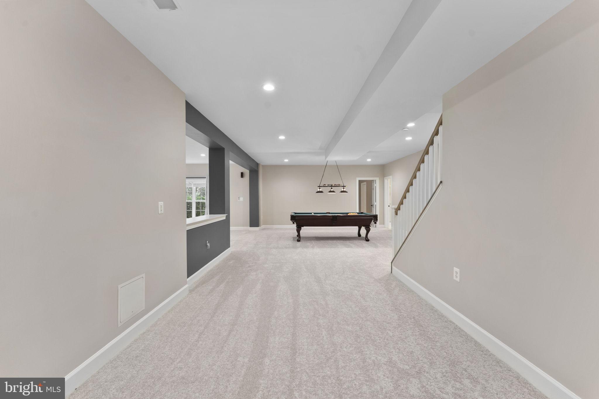 RIVER CREEK - Residential