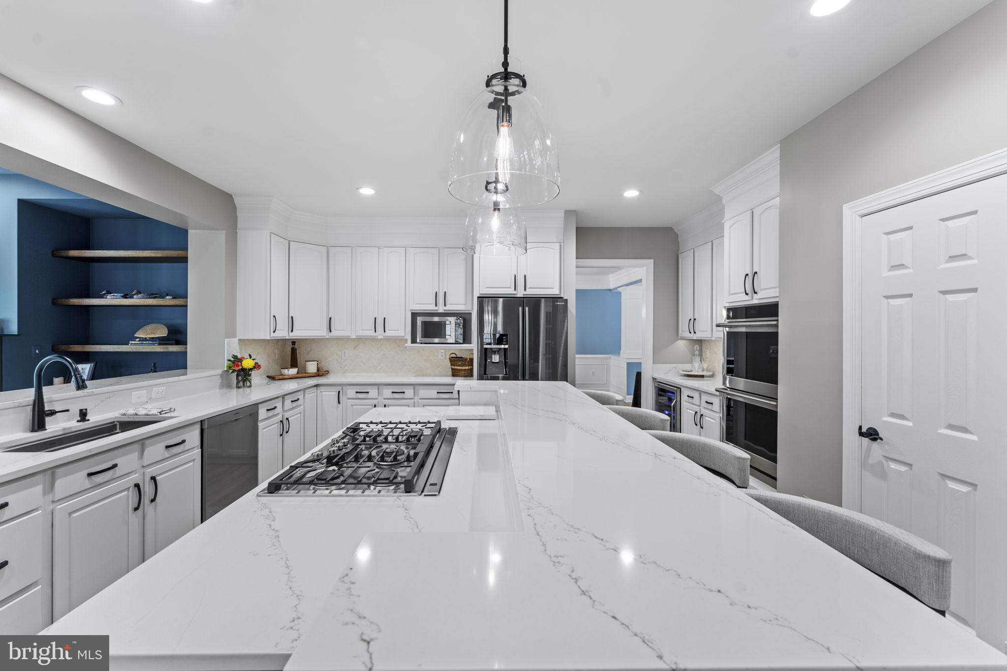 RIVER CREEK - Residential