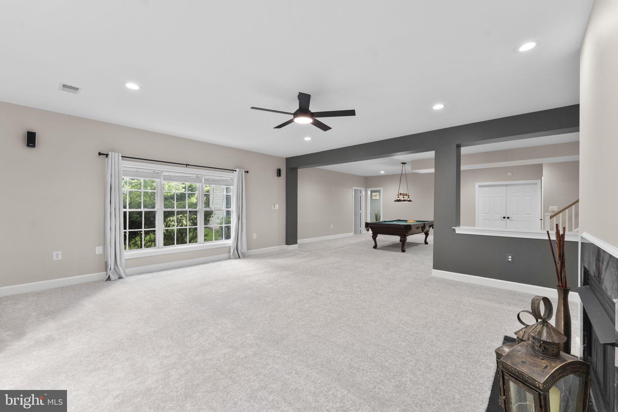 RIVER CREEK - Residential