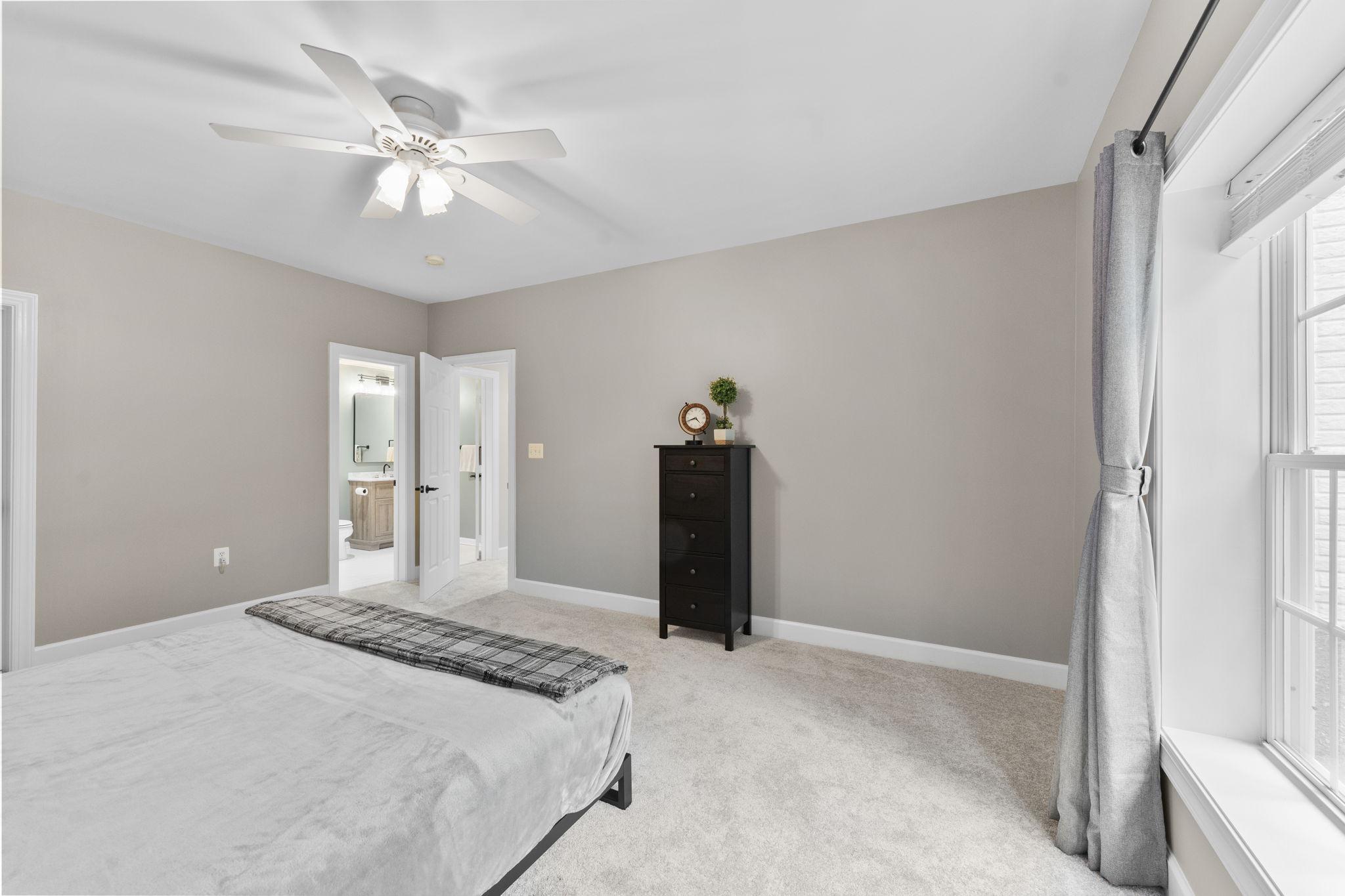 RIVER CREEK - Residential
