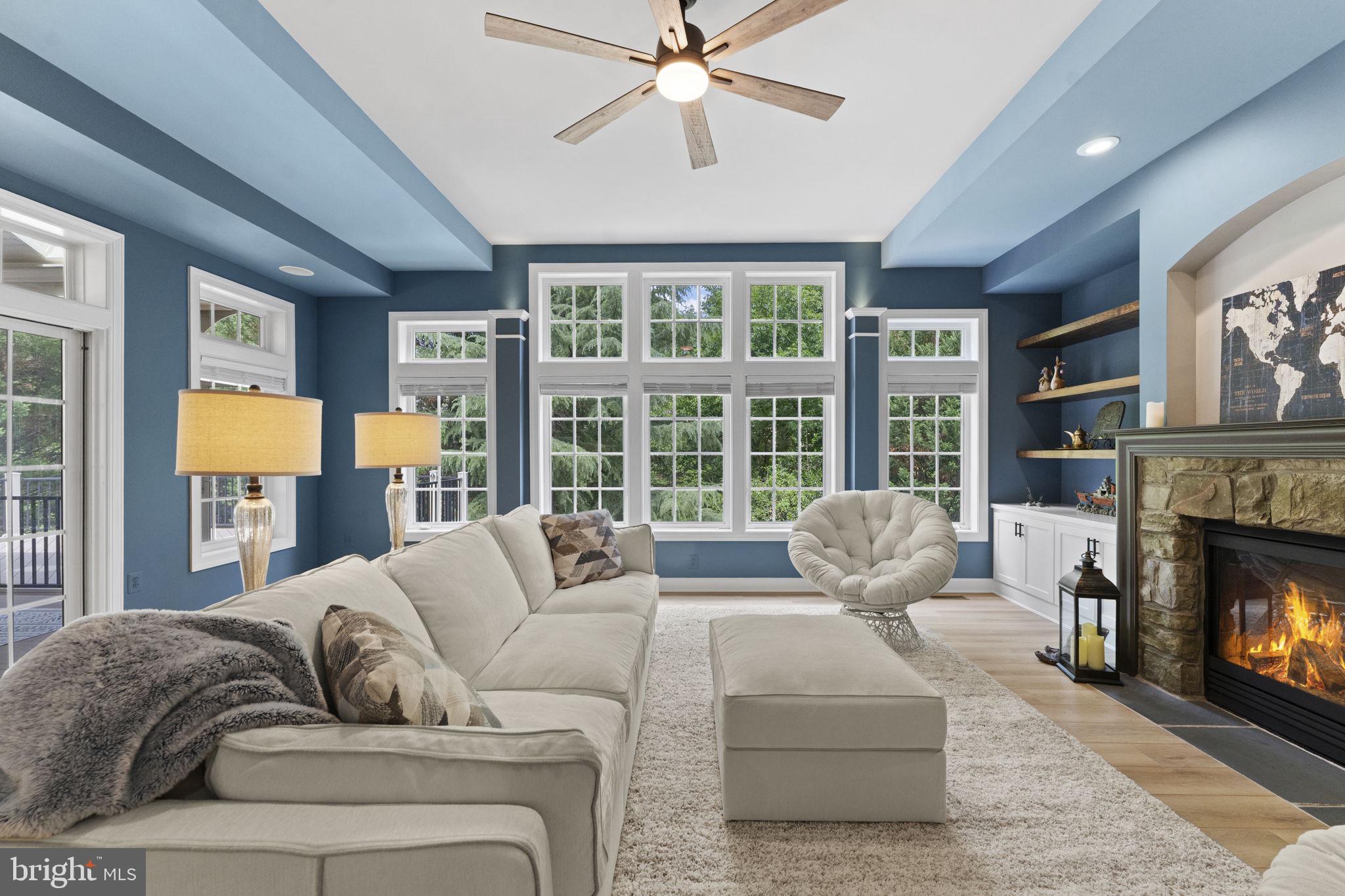 RIVER CREEK - Residential