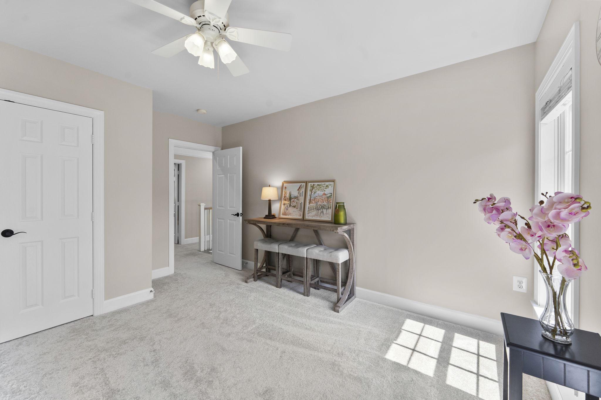 RIVER CREEK - Residential