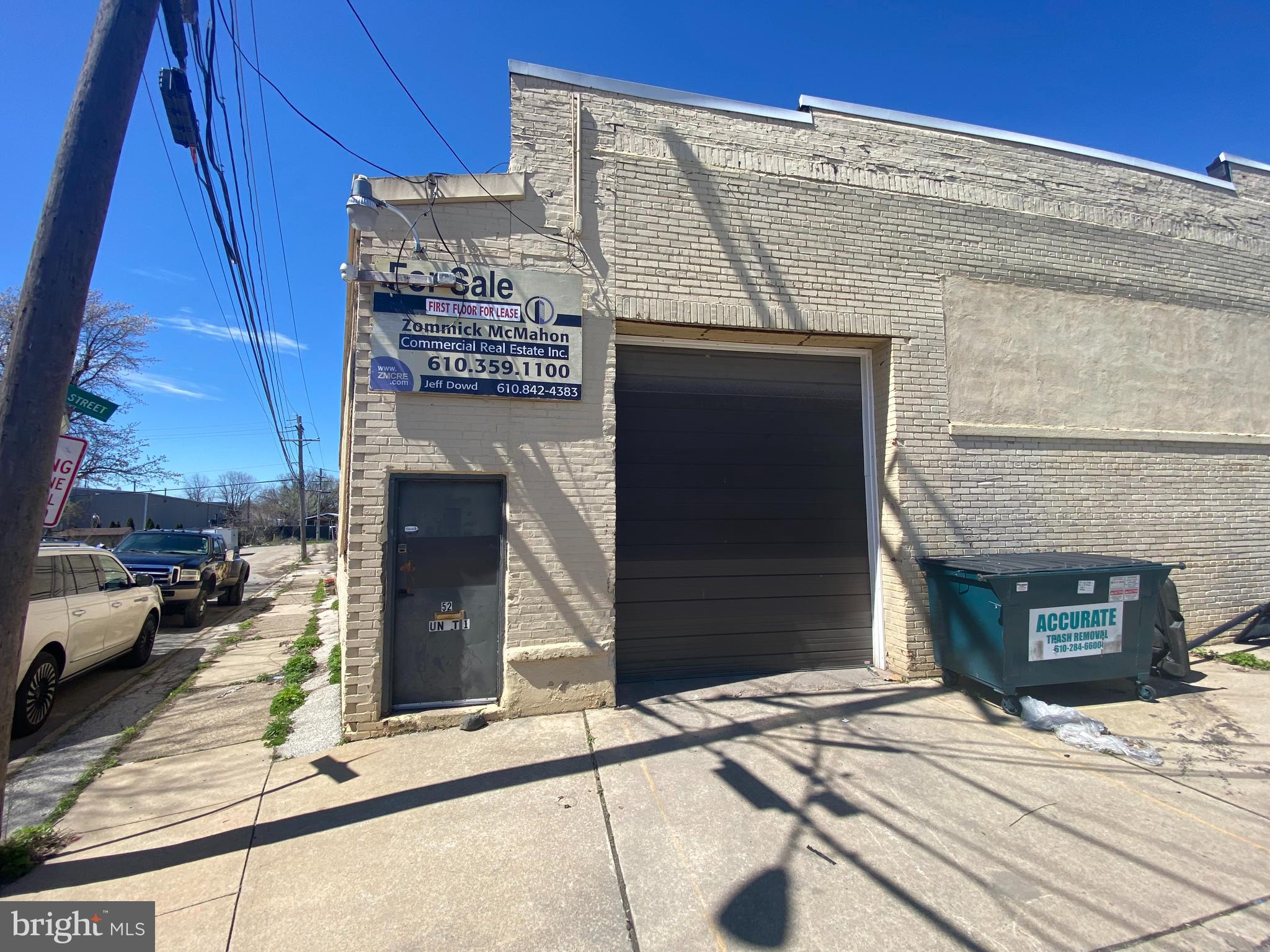 Industrial/commercial flex space situated at the corner of Yeadon Industrial Park now available for rent. This space offers 8,500 SqFt. of usable space. Previous business was an auto mechanic / paint shop, which features a large overhead garage. Space is vacant and ready for immediate occupancy.