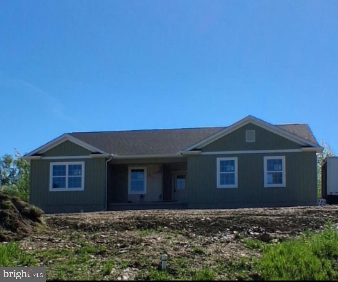 Under Construction (1,518 Sq. Ft.) "Fairfield" Rancher with 3 Bedrooms and 2 baths. LVP Flooring throughout Living Area, & Granite Countertops in Kitchen. Oversized Side-Load 2 Car Garage (500 Sq. Ft.) with 16'X7' Garage Door and Full Unfinished Basement (1,528 Sq. Ft.) with 9 Foot Poured Walls. Construction will be completed by End of July.