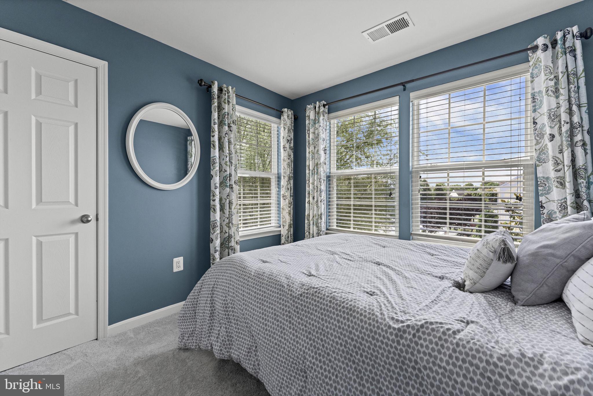 MEADOW VIEW - Residential