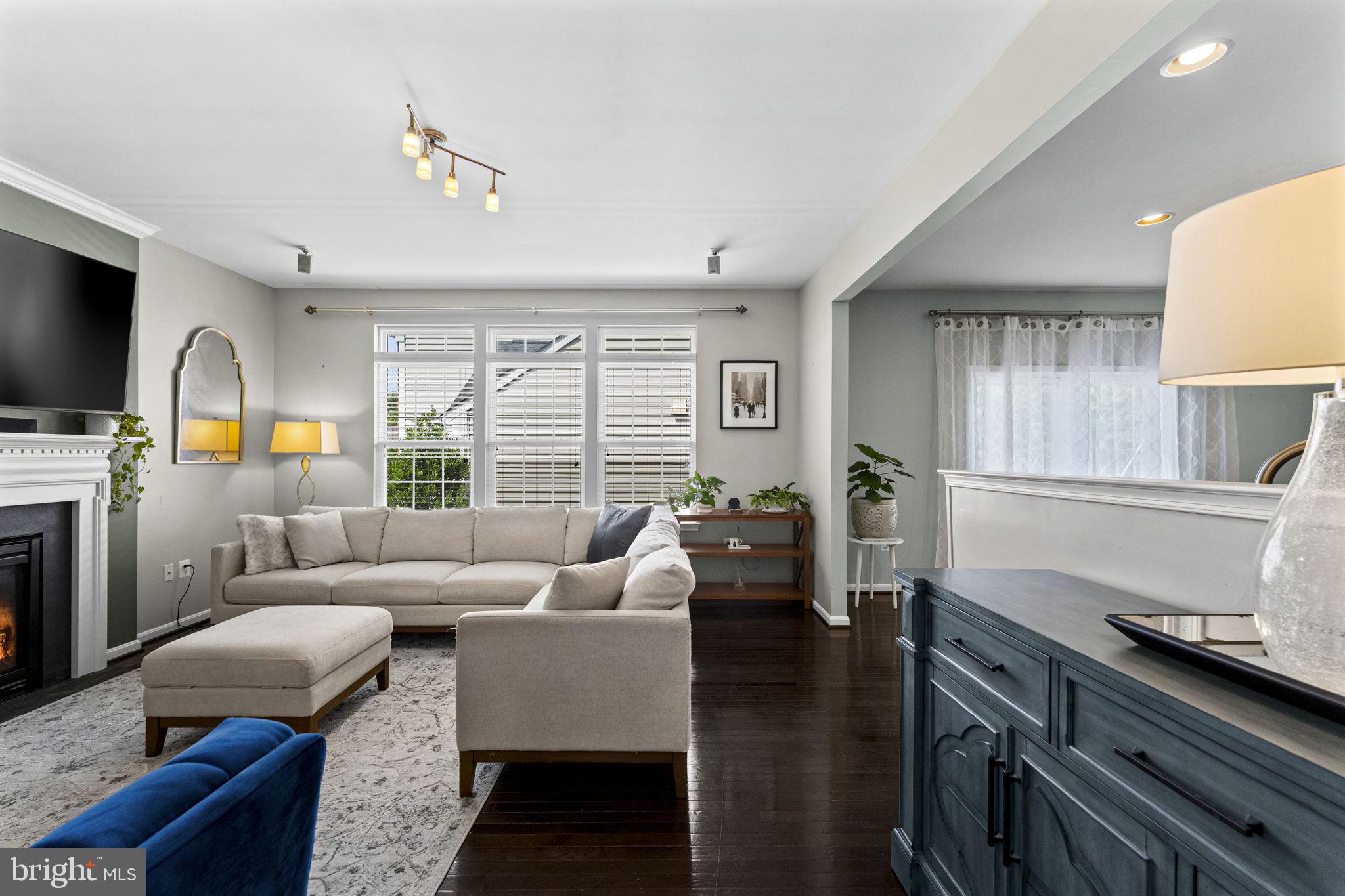 MEADOW VIEW - Residential