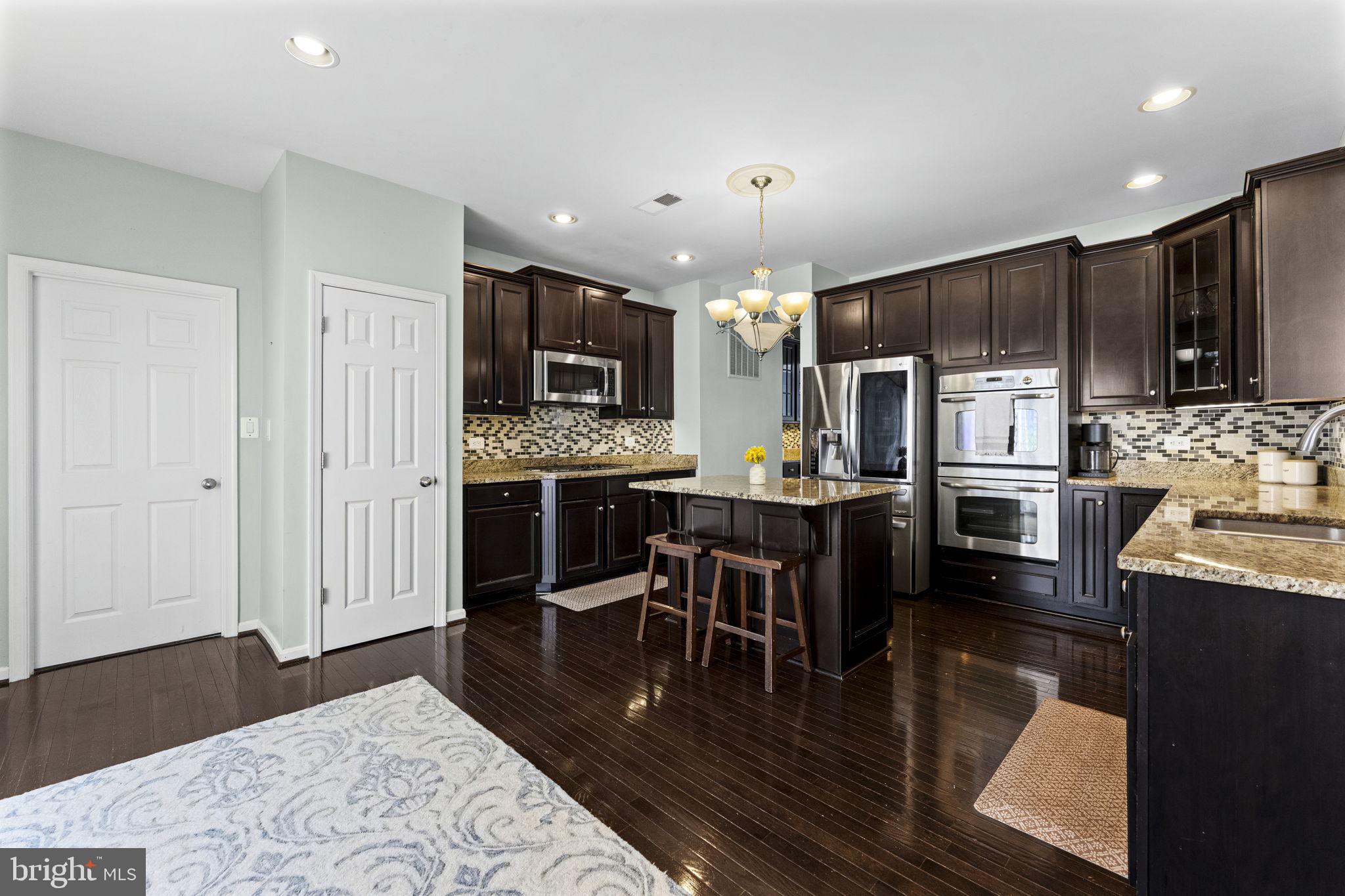 MEADOW VIEW - Residential