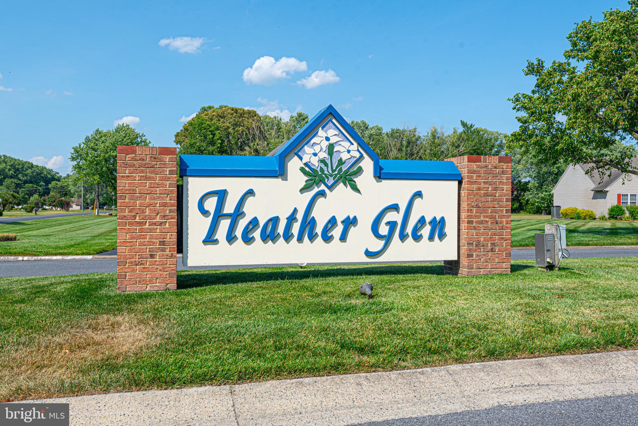 HEATHER GLEN - Residential