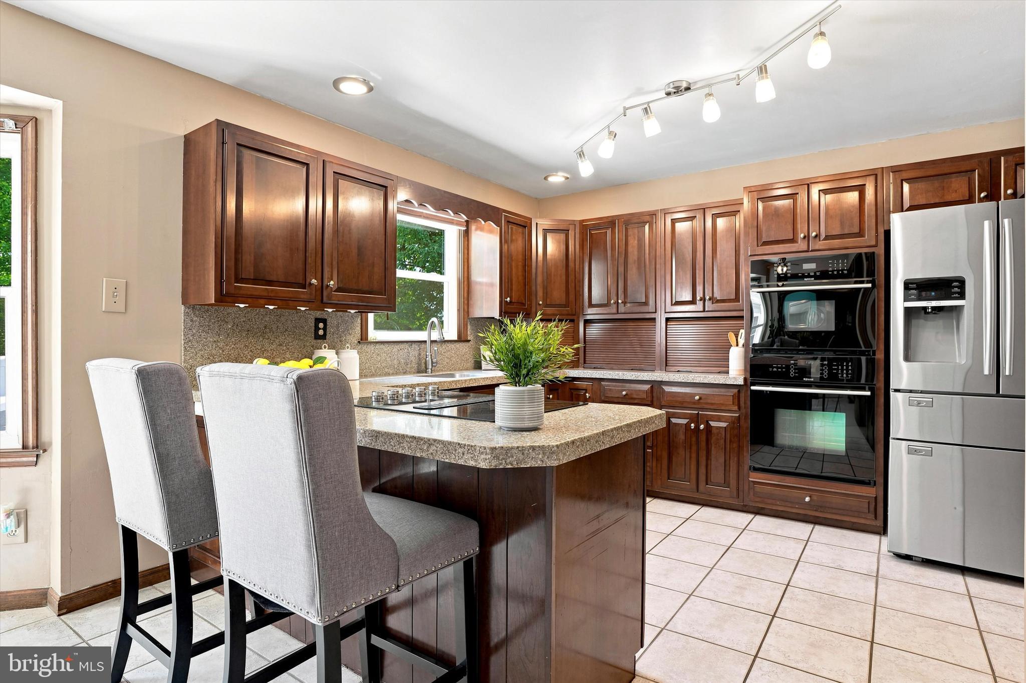 NEWTOWN GRANT - Residential