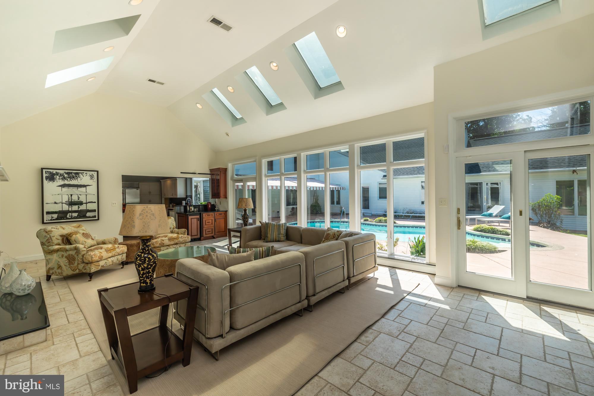WYNMERE HUNT - Residential