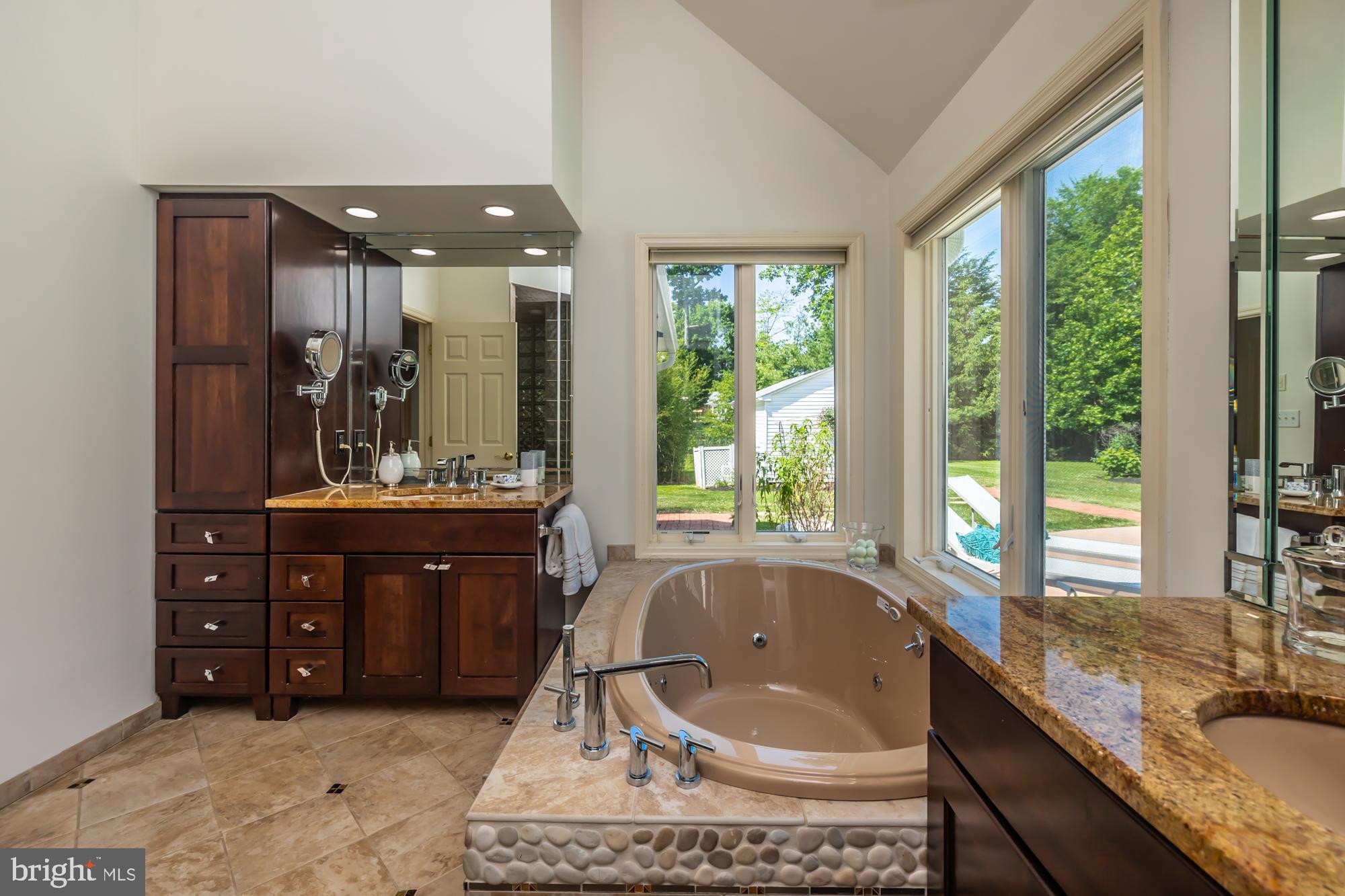 WYNMERE HUNT - Residential