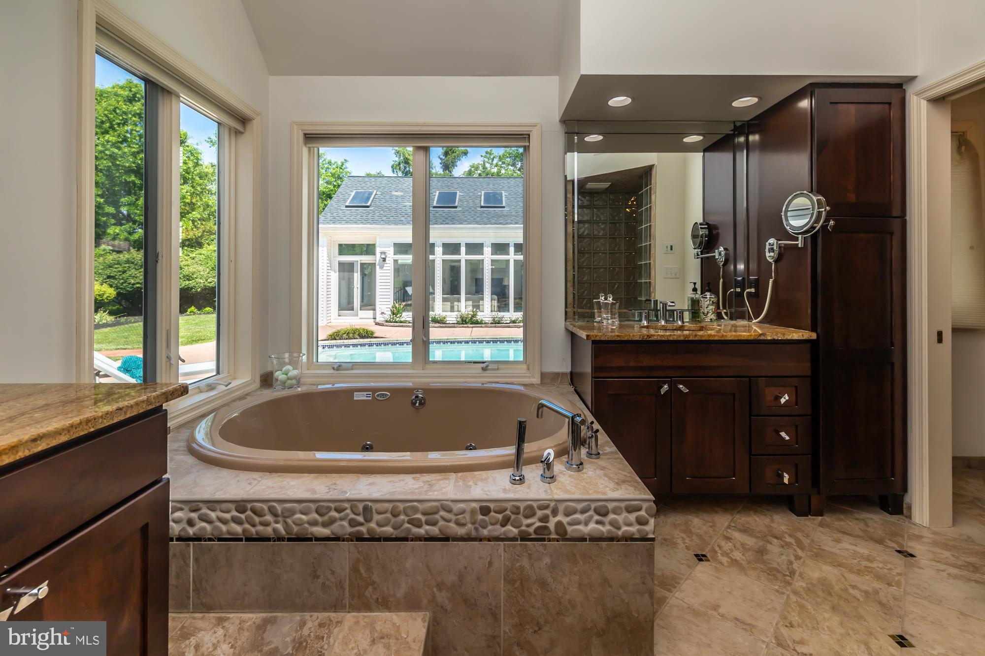 WYNMERE HUNT - Residential