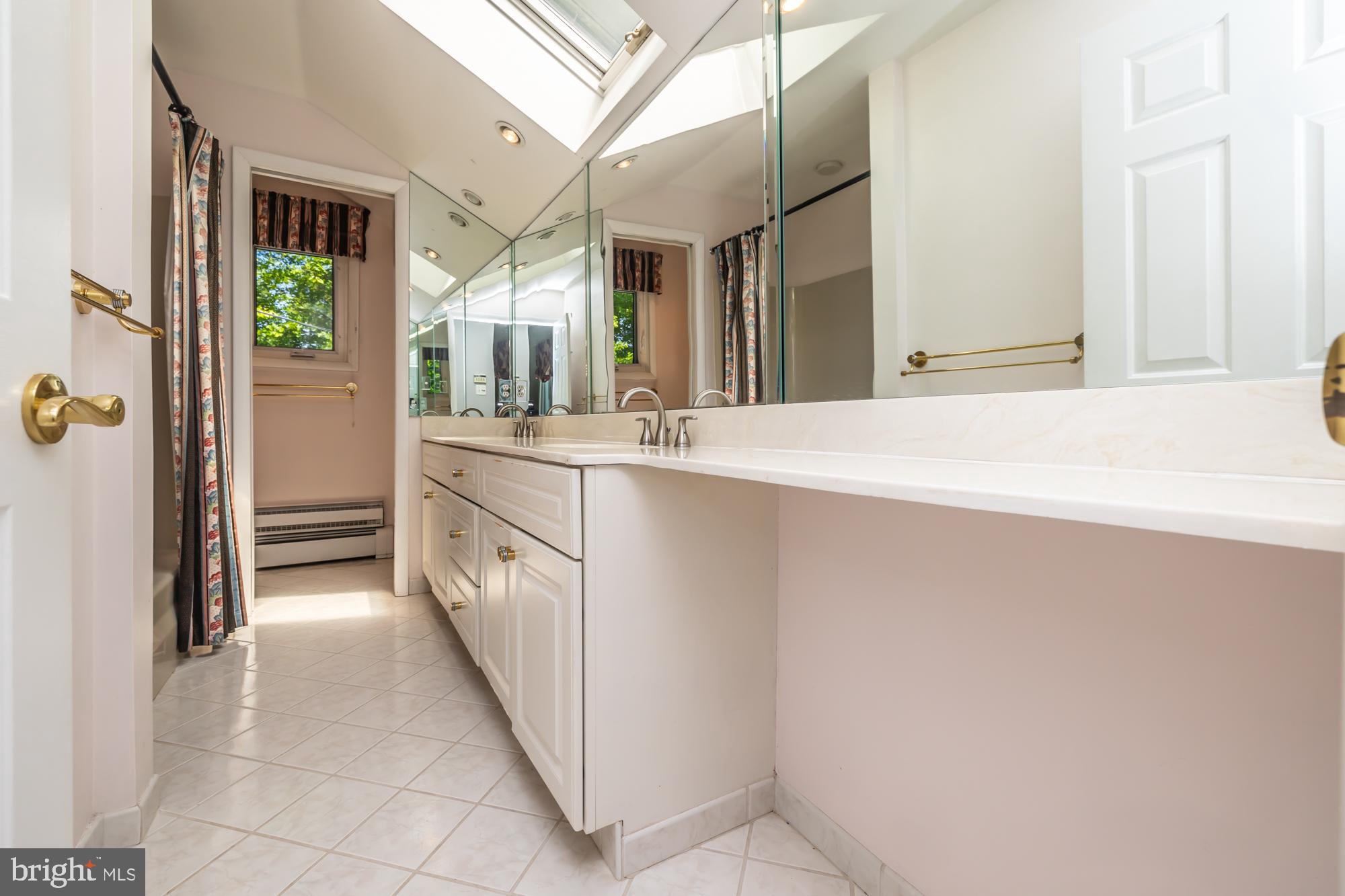 WYNMERE HUNT - Residential
