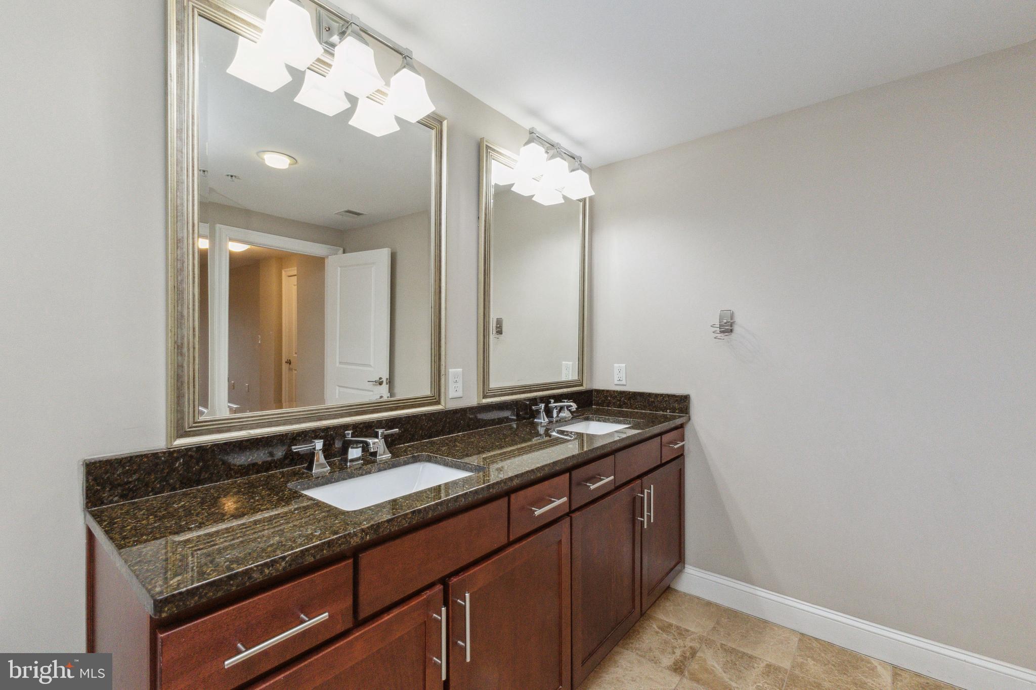 ISABELLA AT MONTICELLO MEWS - Residential