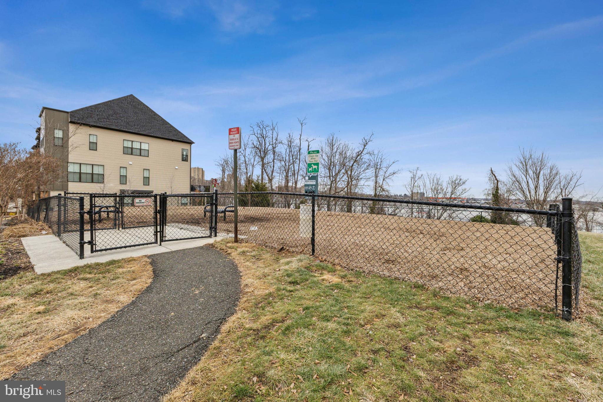 ISABELLA AT MONTICELLO MEWS - Residential