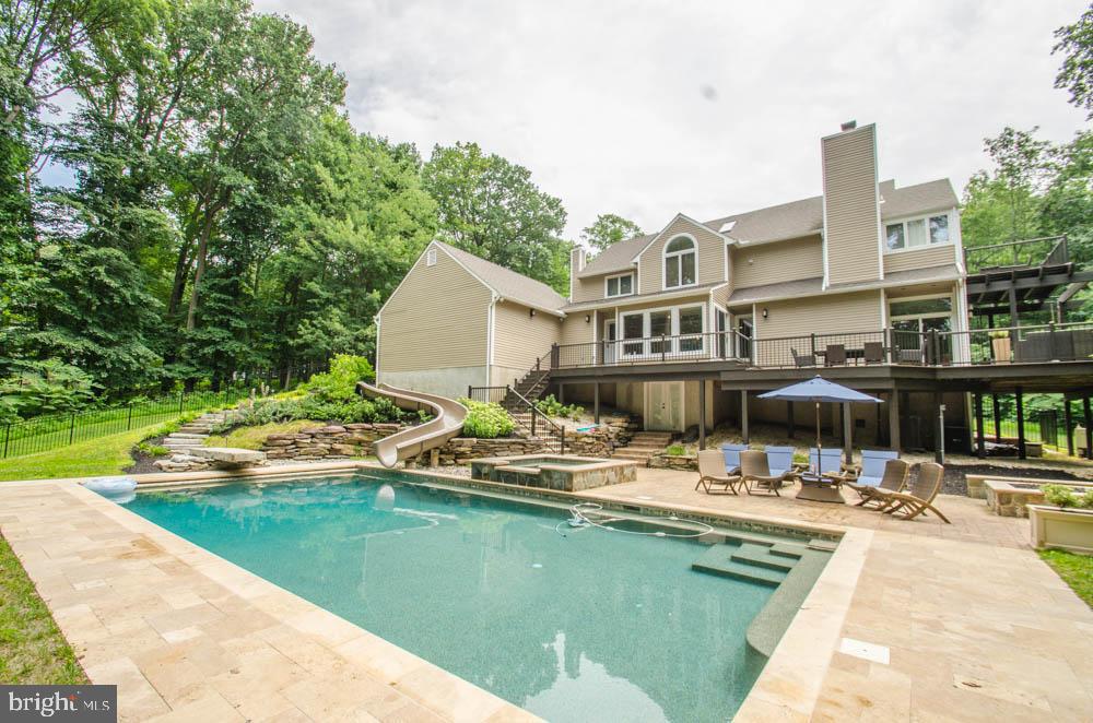 WOODSYDE HEIGHTS - Residential